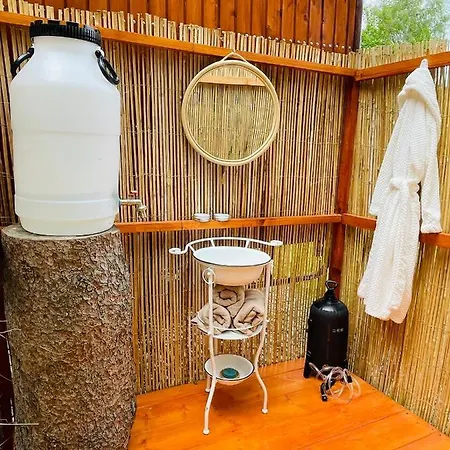 Maringotka Lipenka U Lipenske Prehrady Na Sumave Campingplads Hořice na Šumavě
