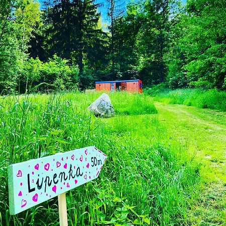 Campingplads Maringotka Lipenka U Lipenske Prehrady Na Sumave *