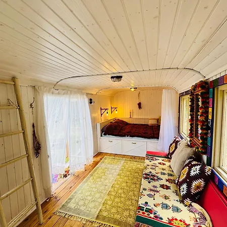 Campingplads Maringotka Lipenka U Lipenske Prehrady Na Sumave Hořice na Šumavě