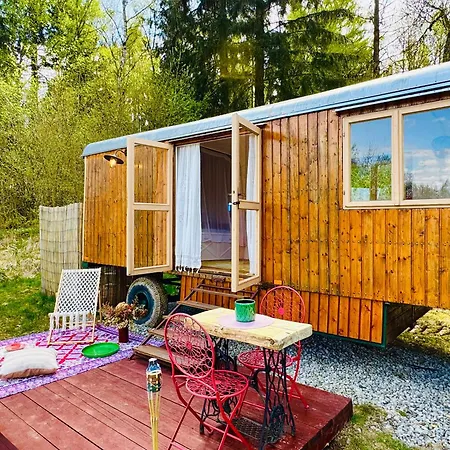 Maringotka Lipenka U Lipenske Prehrady Na Sumave Campingplads Hořice na Šumavě
